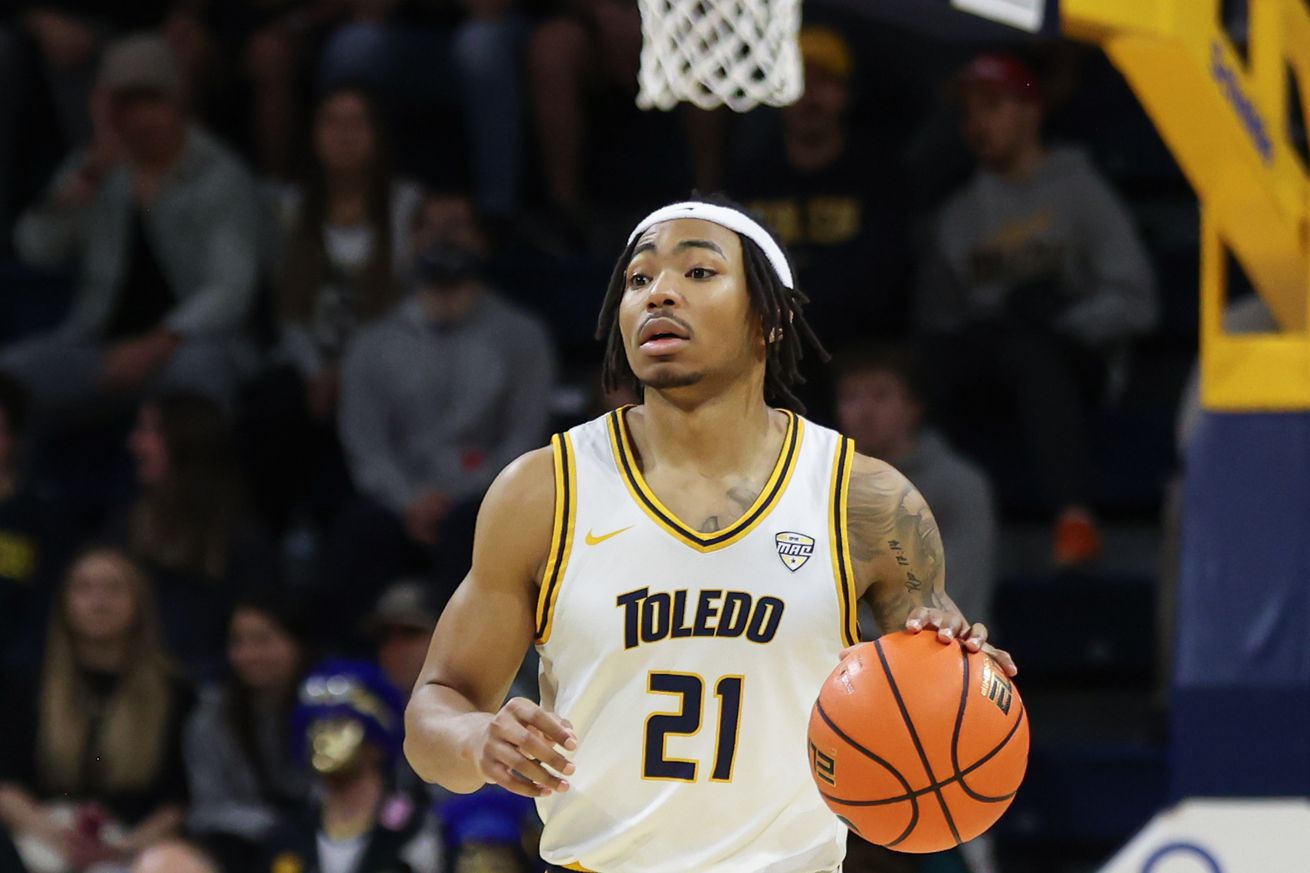 COLLEGE BASKETBALL: FEB 20 Akron at Toledo