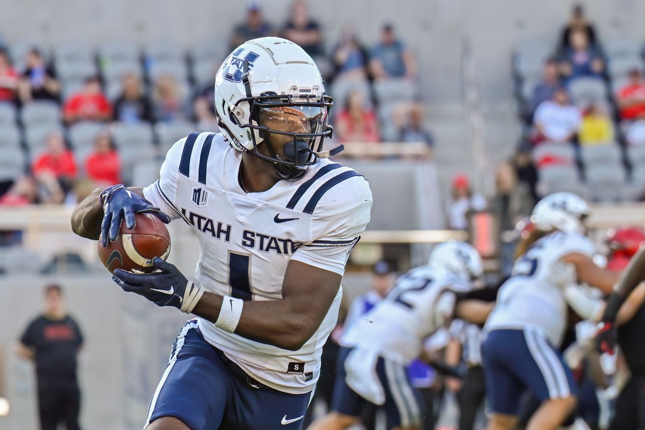 COLLEGE FOOTBALL: NOV 04 Utah State at San Diego State