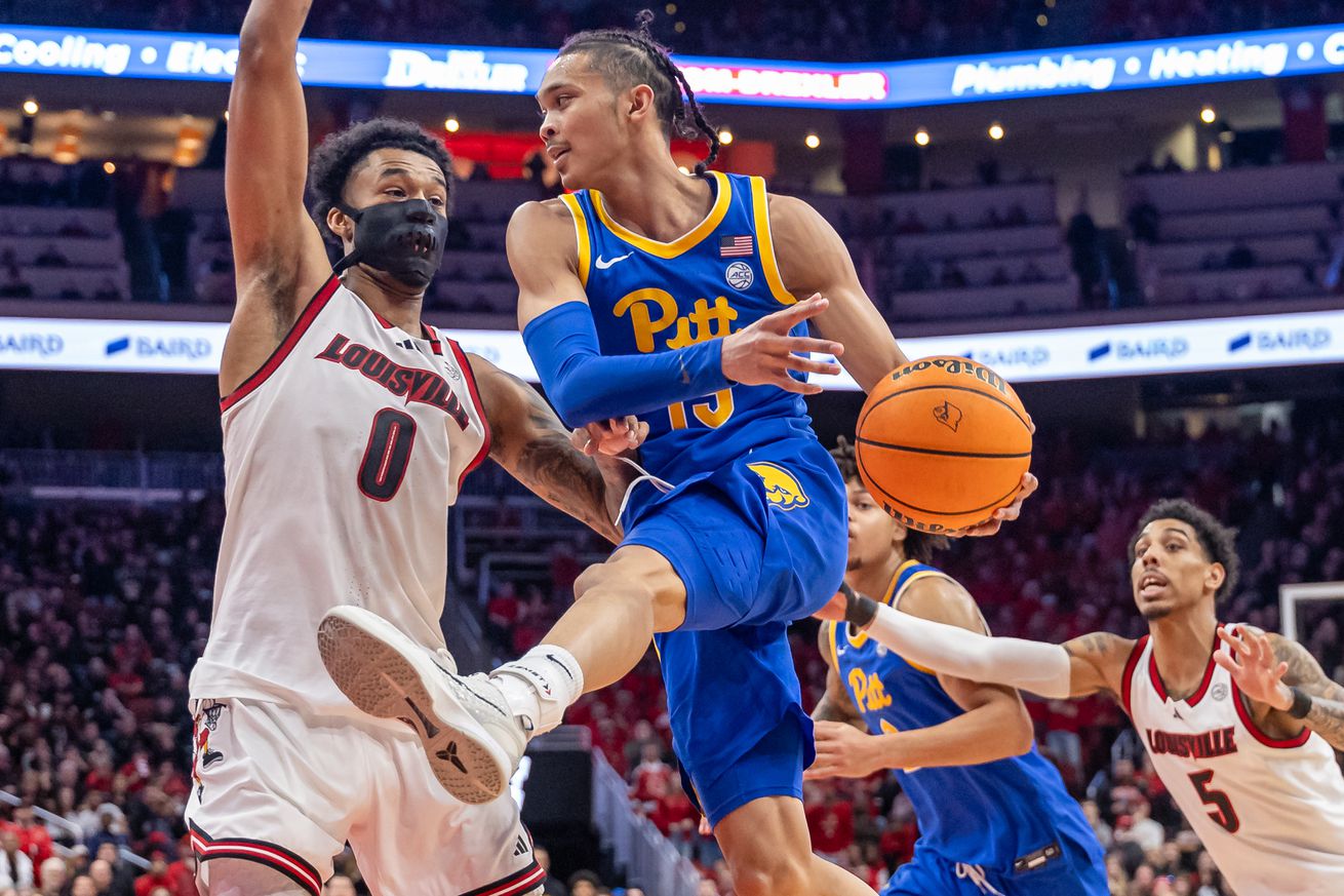Pittsburgh v Louisville