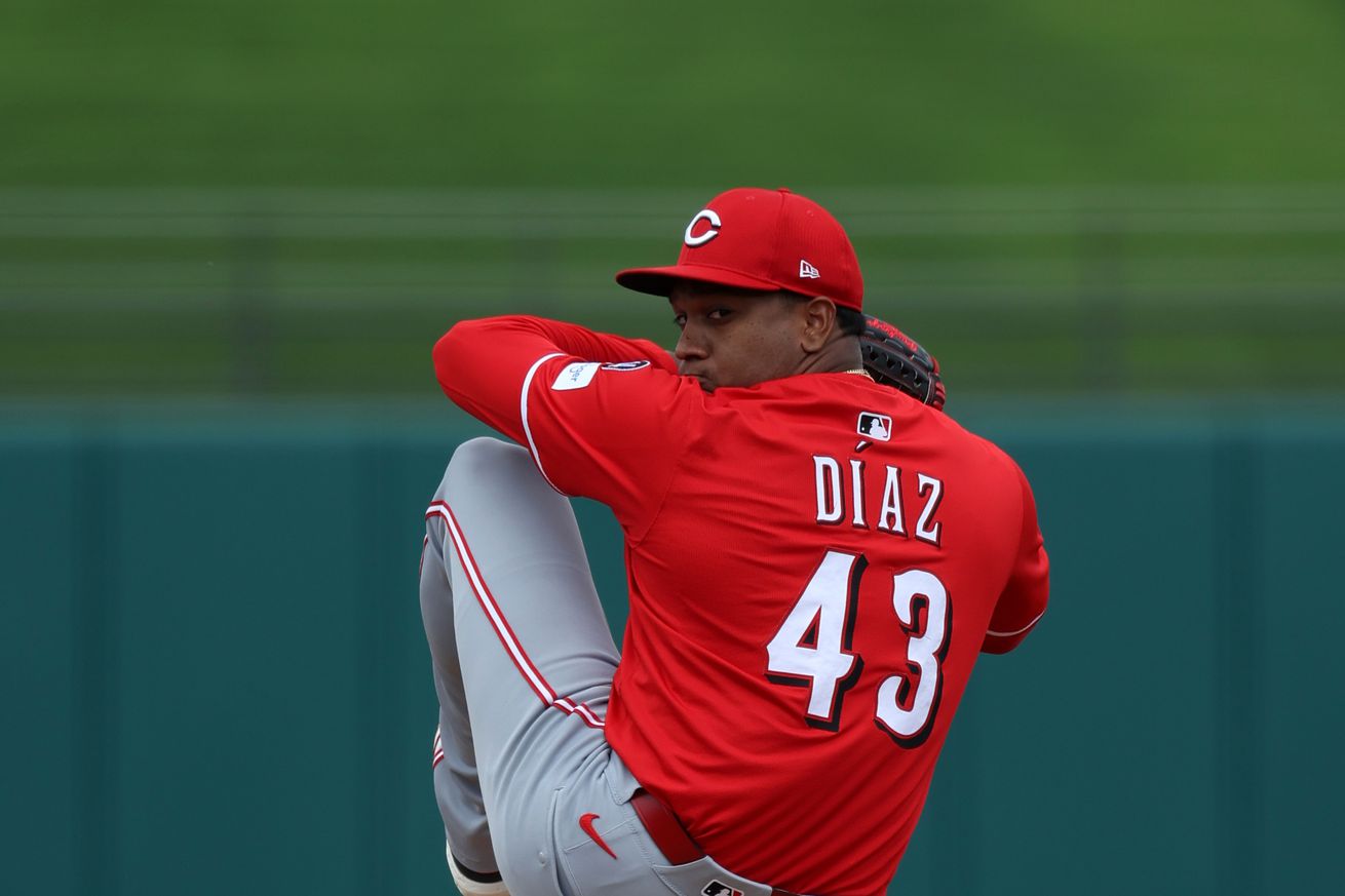 Cincinnati Reds v Texas Rangers