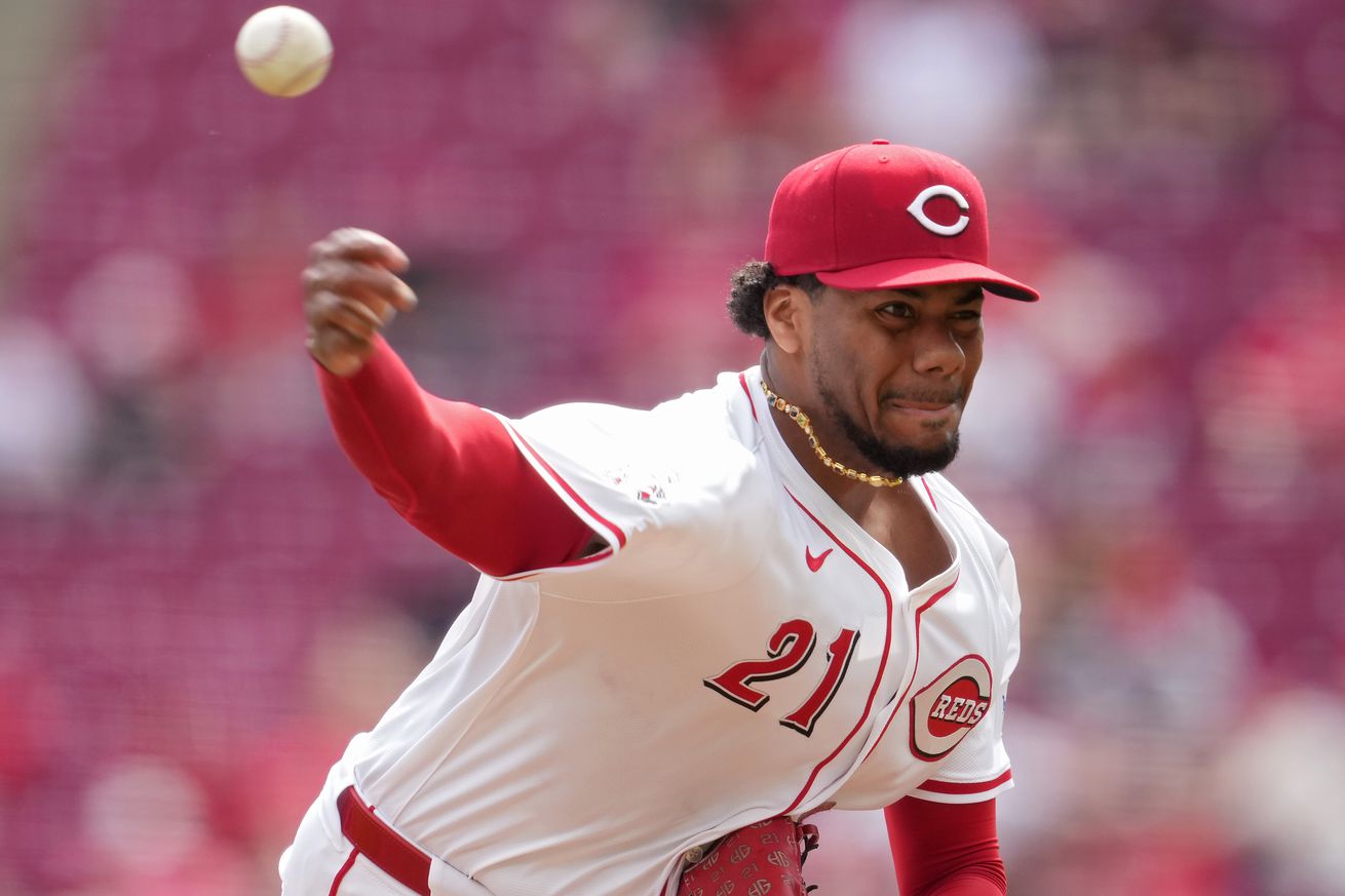Texas Rangers v Cincinnati Reds