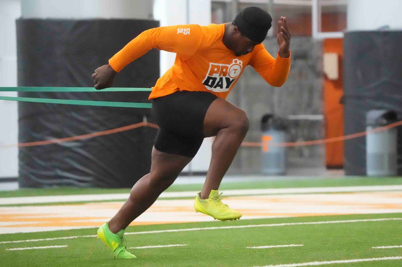 Syndication: The Knoxville News-Sentinel