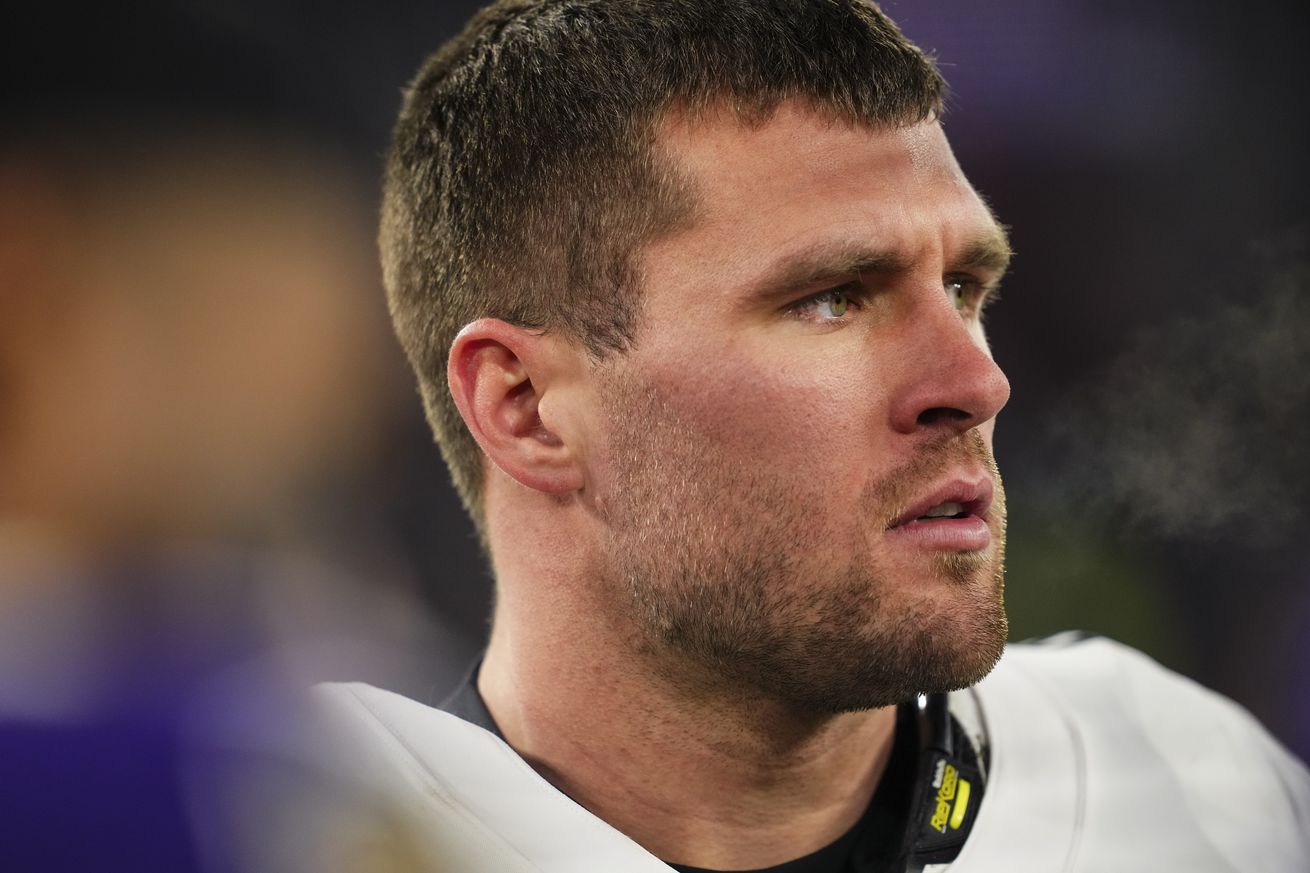 AFC Wild Card Playoffs: Pittsburgh Steelers v Baltimore Ravens