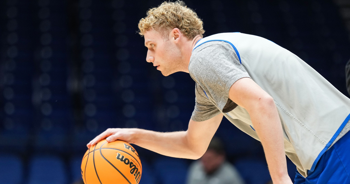 Kentucky Wildcats guard Collin Chandler (5) rushes up the court during warm-up Thursday, March 27, 2025, during practice ahead of the Sweet 16 March Madness tournament game against the Tennessee Volunteers at Lucas Oil Stadium in Indianapolis.