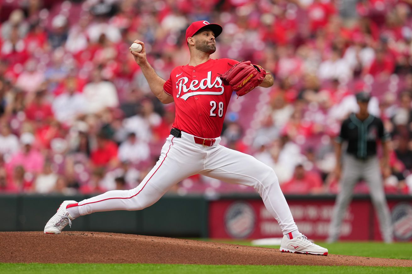 Arizona Diamondbacks v Cincinnati Reds - Game Two