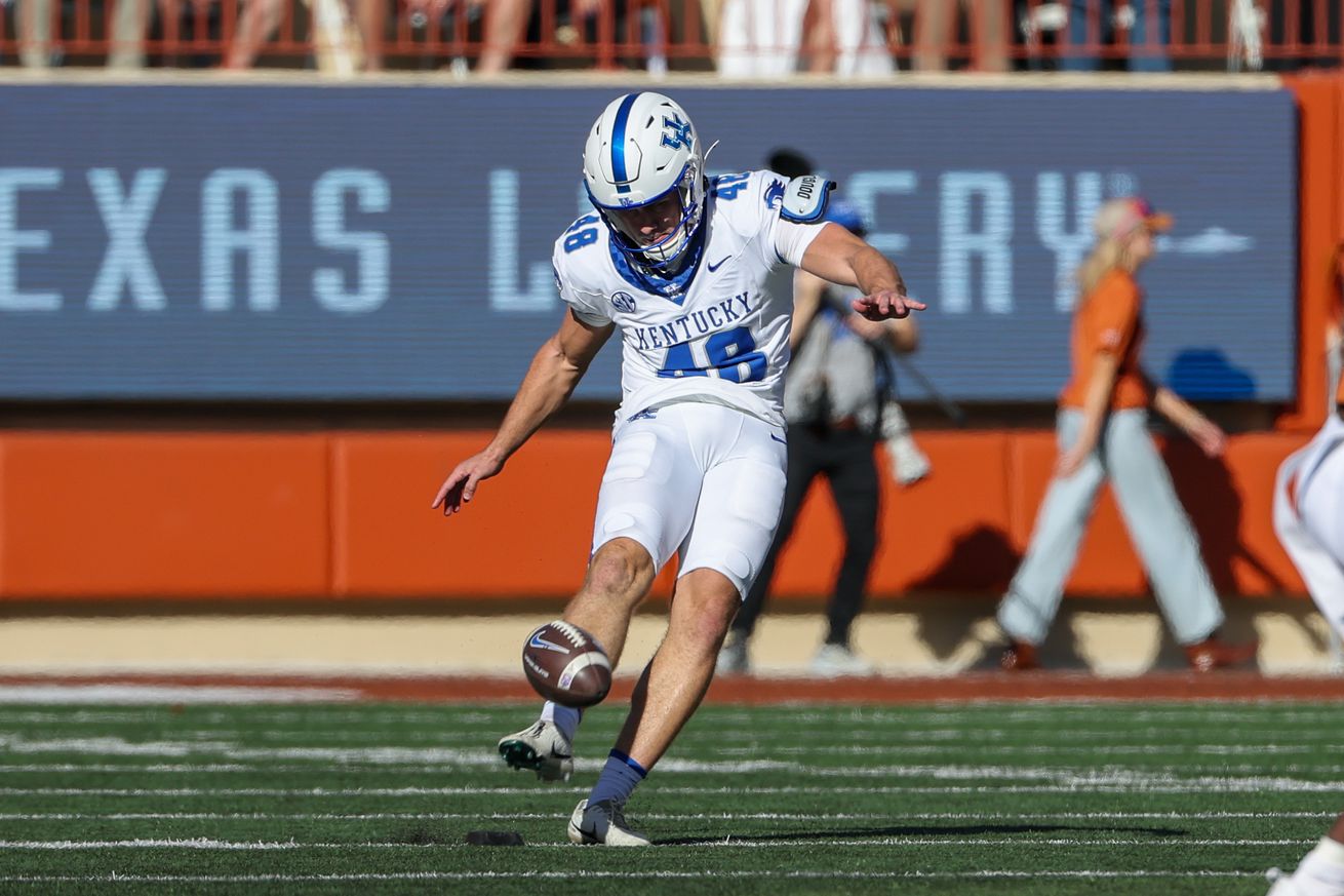 COLLEGE FOOTBALL: NOV 23 Kentucky at Texas