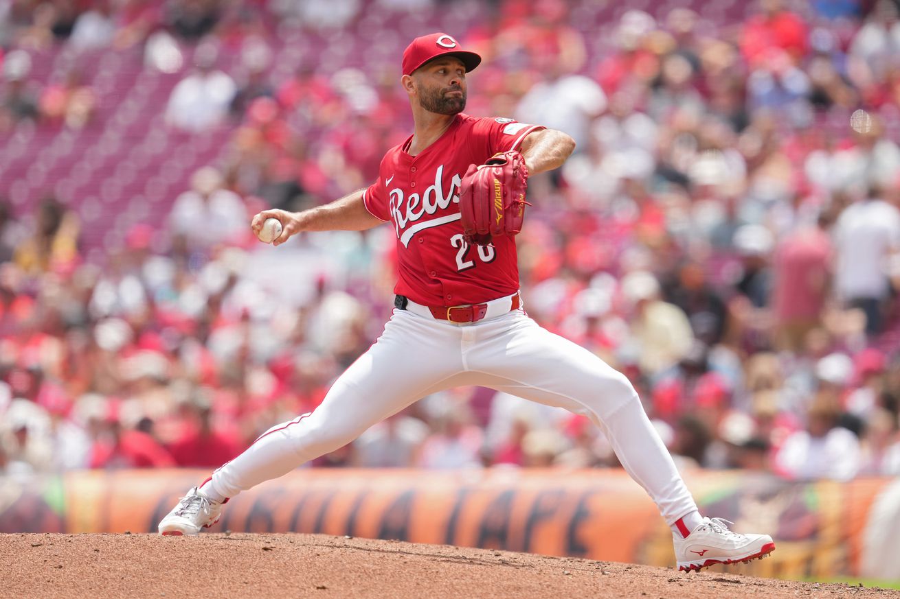 Colorado Rockies v Cincinnati Reds