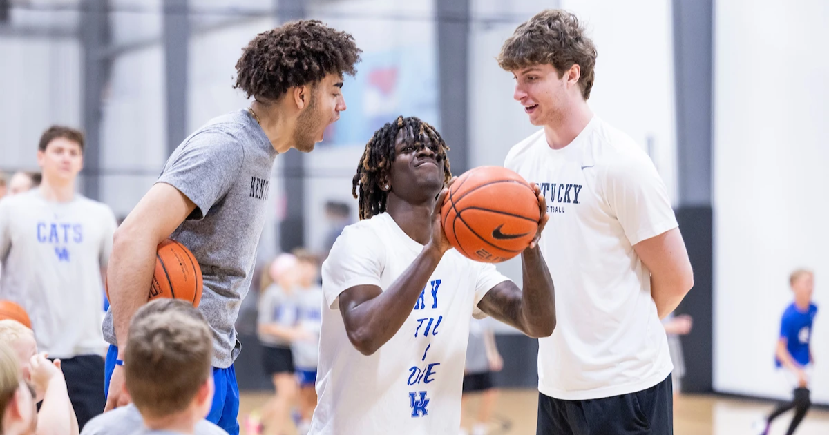 Malachi Moreno (left), Denzel Aberdeen (middle), and Reece Potter - Chet White, UK Athletics