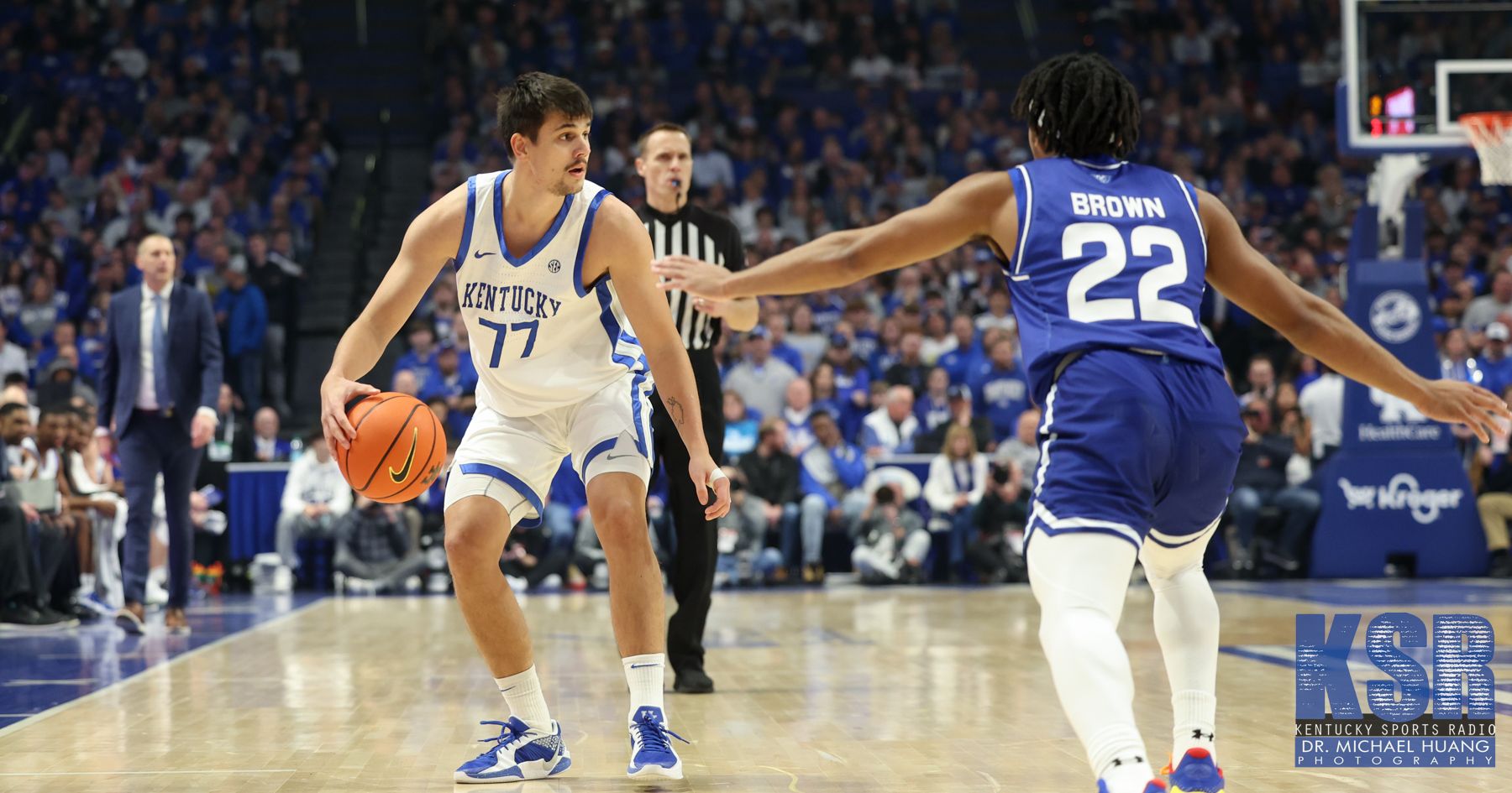 Kerr Kriisa against a Georgia State defender - Dr. Michael Huang, Kentucky Sports Radio