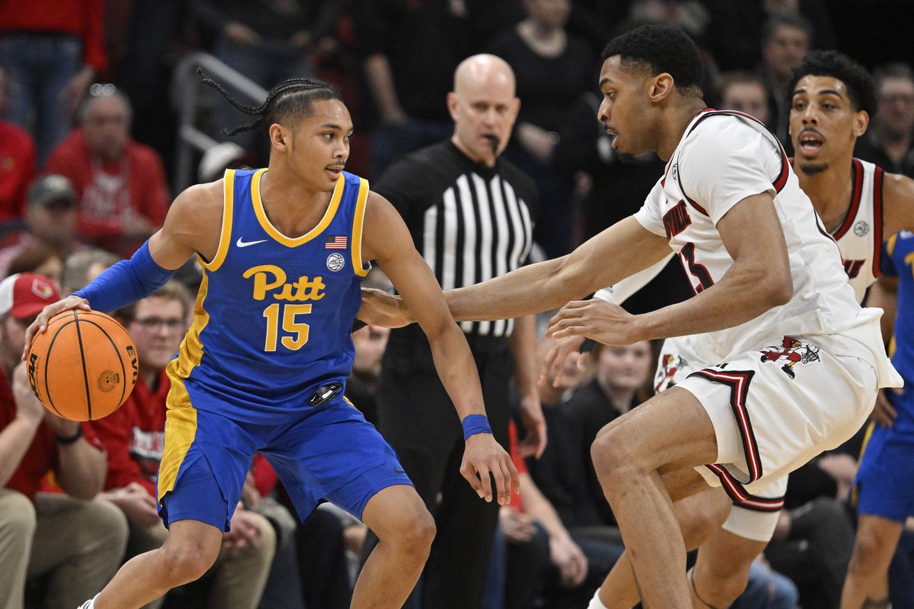 NCAA Basketball: Pittsburgh at Louisville