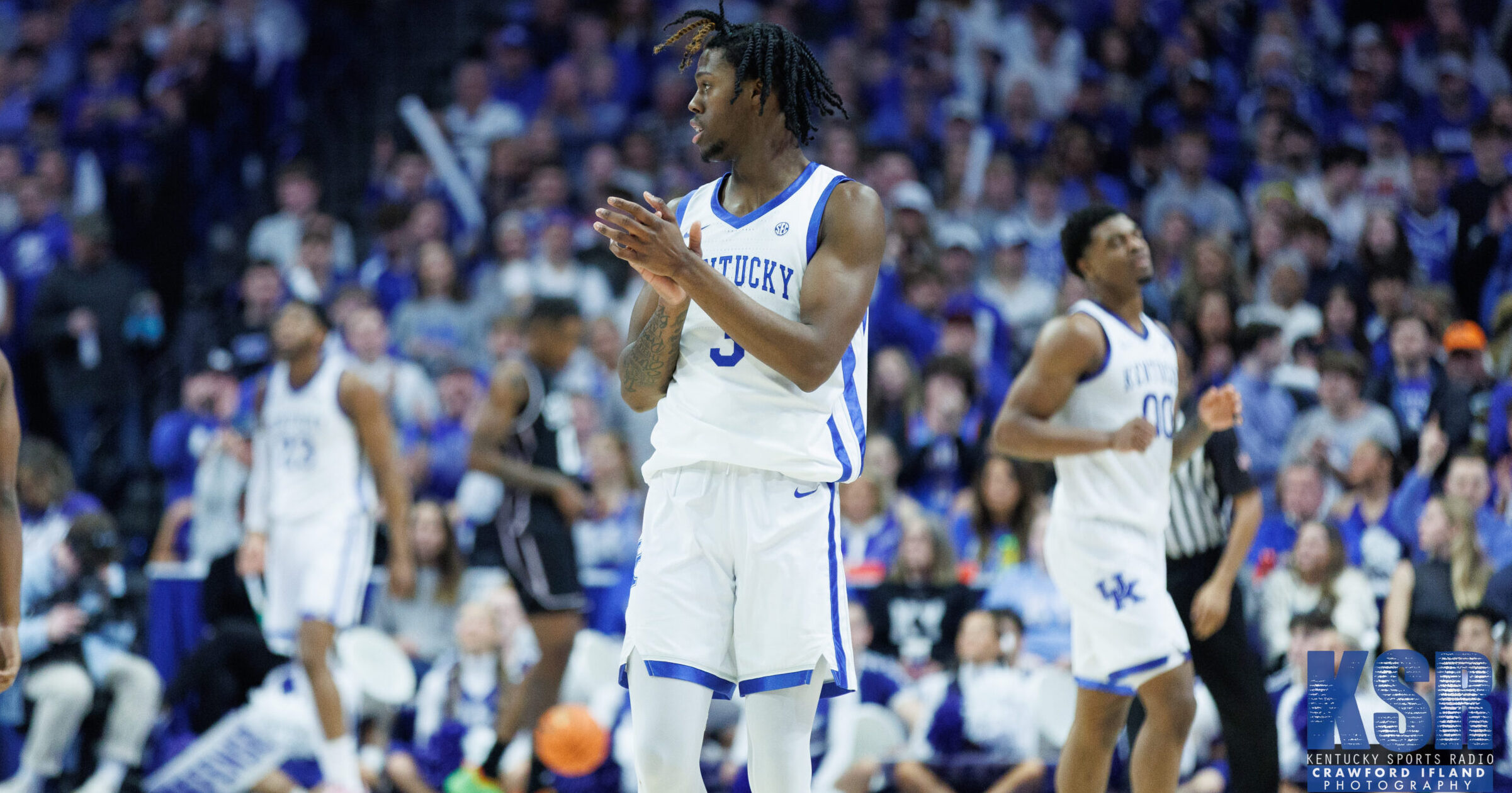 Kentucky Wildcats guard Kam Williams (3) celebrates during the college basketball game between the Kentucky Wildcats and the Mississippi State Bulldogs on Saturday, Jan. 10, 2026, at Rupp Arena in Lexington, Ky. Photo by Crawford Ifland, Kentucky Sports Radio/On3