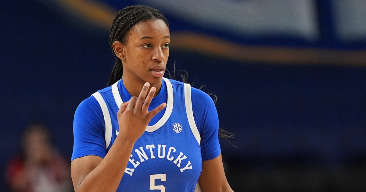 Mar 5, 2026; Greenville, SC, USA; Kentucky Wildcats guard Tonie Morgan (5) brings the ball up court against the Georgia Bulldogs during the first half at Bon Secours Wellness Arena. Mandatory Credit: Jim Dedmon-Imagn Images